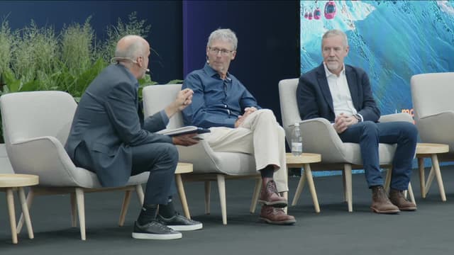 The CTO Dilemma: Innovating for the Future or Reinventing Complexity?