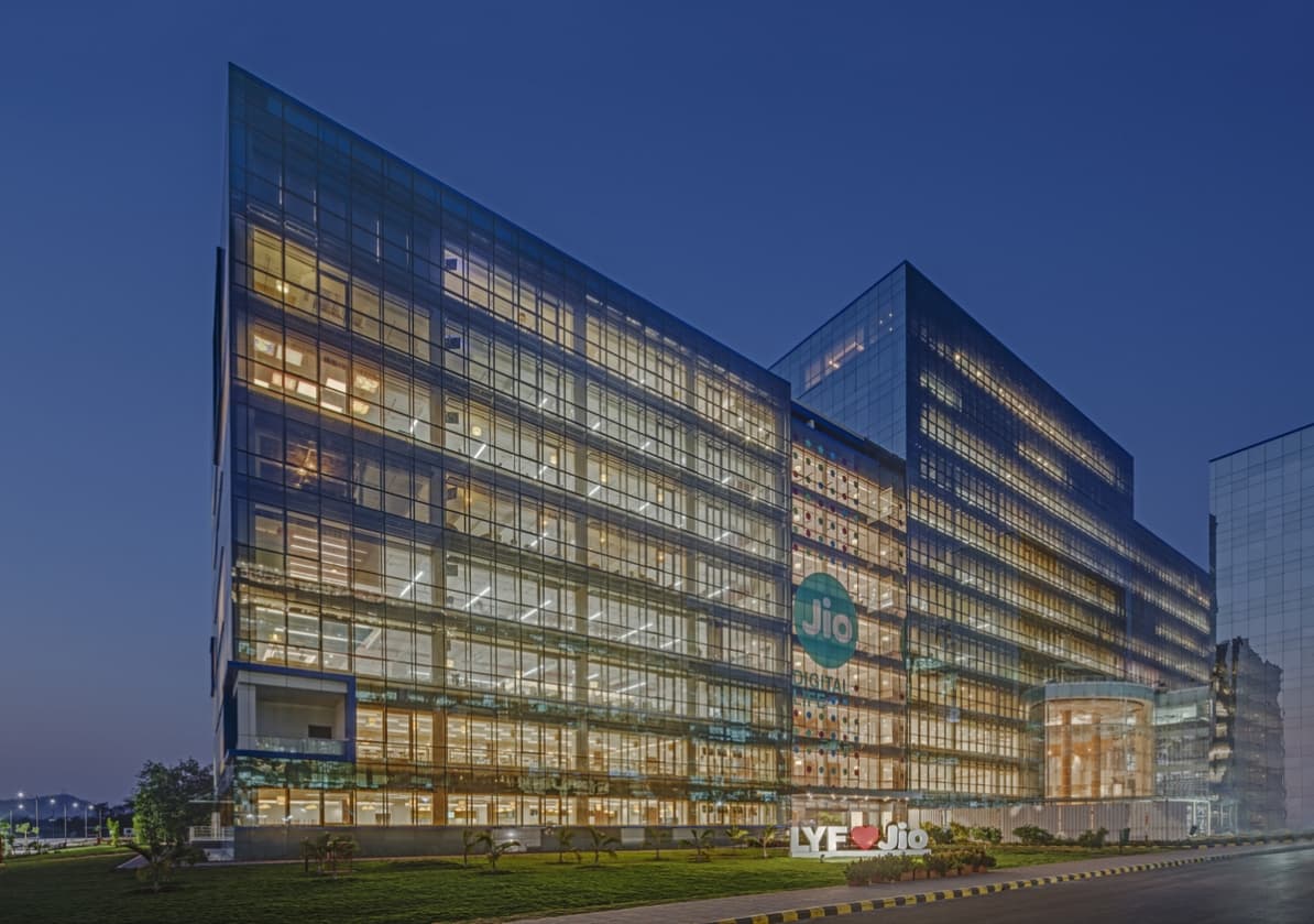 https://d300zch48kanqv.cloudfront.net/original_images/Reliance-Jio-Infocomm-Headquarters-1.jpg